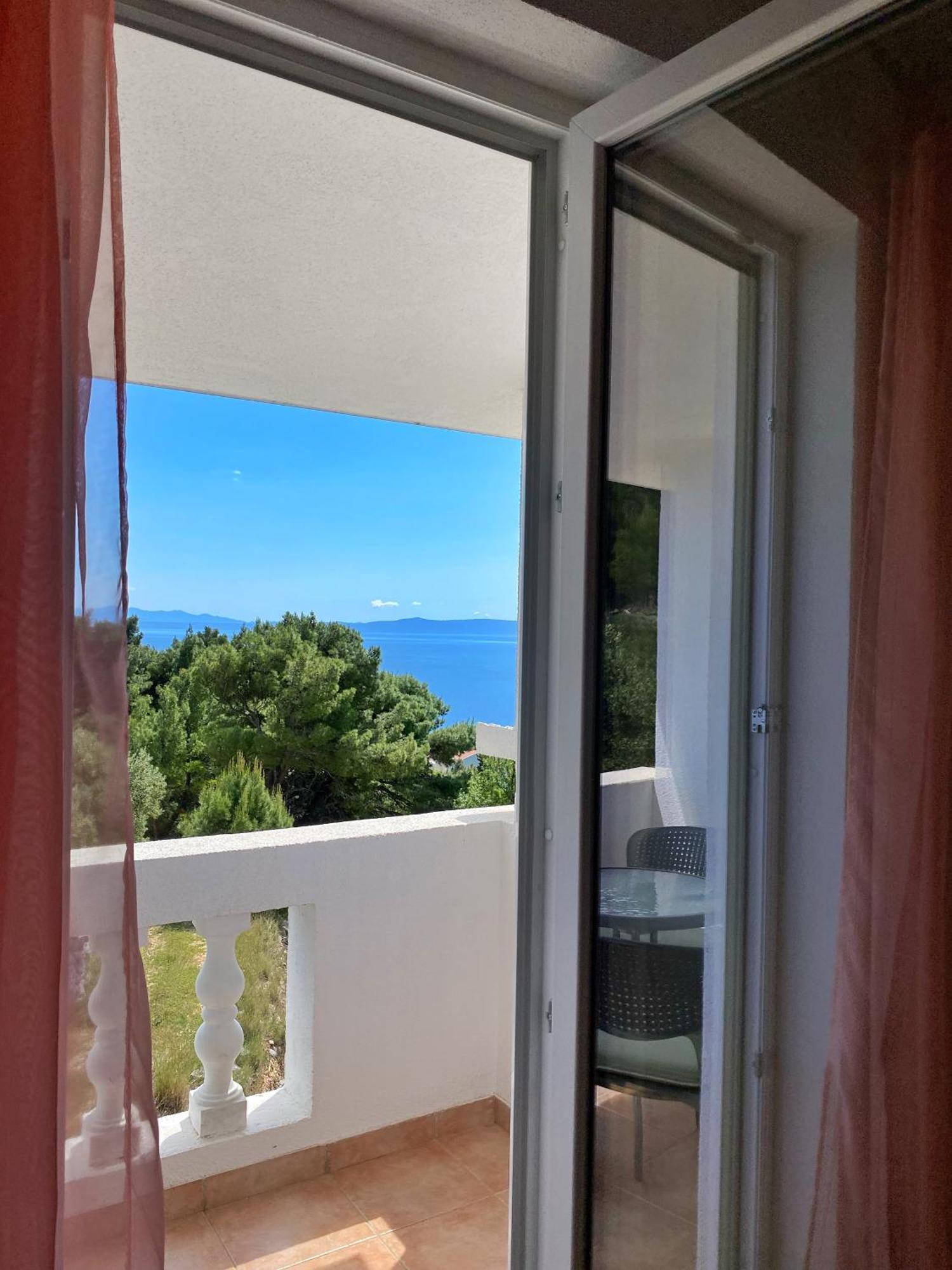 Villa Stipuka Brela Exteriör bild